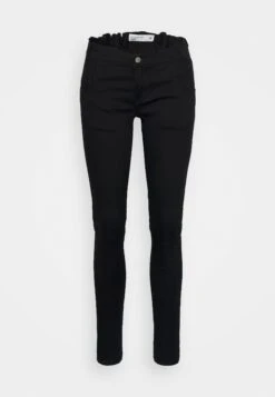 Even&Odd Jean Slim - Black Denim 19 Even&Odd Jean Slim - Black Denim -Even-Odd Boutique 0a680b90ddcf4e6fada882be66b3f389