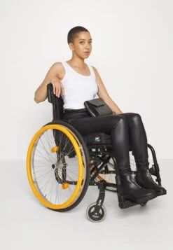 Even&Odd Legging - Black -Even-Odd Boutique 0c4a9e9eb1414aacb21bc8499f237a09