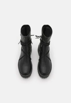 Bottines - Black 13 Bottines - Black -Even-Odd Boutique 123e1ae9814b49ad9db54e27dcac45ca