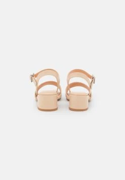 Sandales - Off-White -Even-Odd Boutique 15d7de265dd54af9bf1d576fc7a87b6e