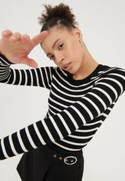 Even&Odd 2 Pack - Pullover - Black / Off-White 11 Even&Odd 2 Pack - Pullover - Black / Off-White -Even-Odd Boutique 1620a486331e46cab26b54b314ad724a