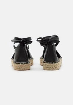 Even&Odd Espadrilles - Black -Even-Odd Boutique 2a206680f78542a491827af271cad7a8