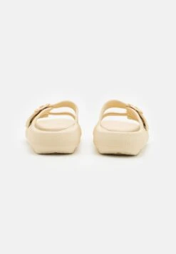 Even&Odd Sandales De Bain - Off White 11 Even&Odd Sandales De Bain - Off White -Even-Odd Boutique 2cf7517025da44d6a90022881dd07184