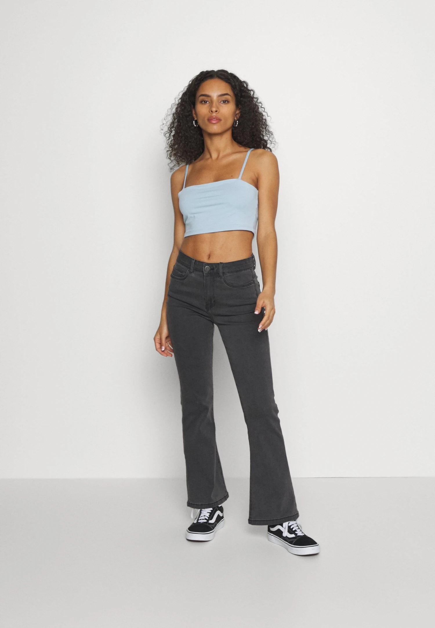 Débardeur - Light Blue 4 Débardeur - Light Blue – Image 2