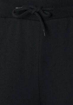 Set - Survêtement - Black 13 Set - Survêtement - Black -Even-Odd Boutique 3640d2efdad74a15b59e4268896d3ebc