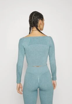 Seamless Cropped Longsleeve - T-Shirt À Manches Longues - Blue-Grey -Even-Odd Boutique 3b3db7b737504ac6b7fb7d3b77257033