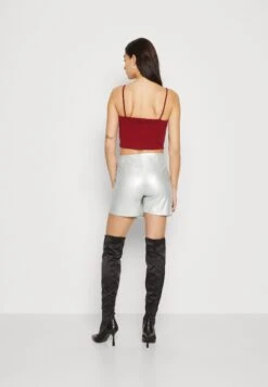 Even&Odd Short - Silver -Even-Odd Boutique 3b6b0fd8436c4415b75f74fa5d4515d5