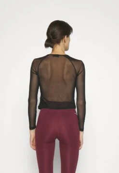 T-Shirt À Manches Longues - Black -Even-Odd Boutique 3bf9878df3b543c2b235feabf24bc4f2