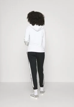 Even&Odd Sweat Zippé - White 14 Even&Odd Sweat Zippé - White -Even-Odd Boutique 433d68654bb24c91ba18ec0114e45e45