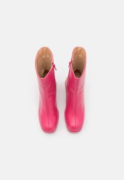 Even&Odd Bottines À Plateau - Pink -Even-Odd Boutique 4444bdde7f5944468c5cacfce1b2ae0c