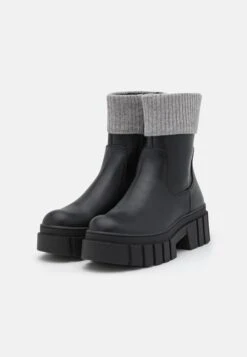 Even&Odd Bottines À Plateau - Black -Even-Odd Boutique 4e3dbc3789a3474b88b04960b012afa3