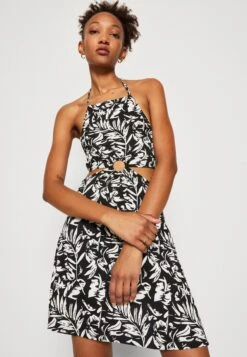 Even&Odd Robe De Jour - Black White -Even-Odd Boutique 4f3f9b695b094bdea985f8c7ec6c9209