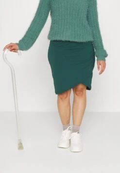 Even&Odd Jupe Crayon - Green -Even-Odd Boutique 4f6b682adcc9403da1b72cd48fd1613c