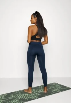 Collants - Dark Blue 13 Collants - Dark Blue -Even-Odd Boutique 69d6921e5f174533999f95208d10108e