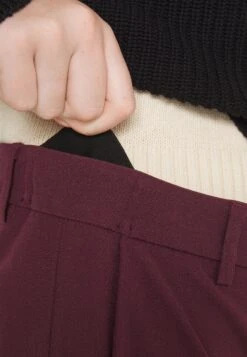 Even&Odd Pantalon Classique - Purple 21 Even&Odd Pantalon Classique - Purple -Even-Odd Boutique 6daf611b76d248f9a343c6572dd1b011