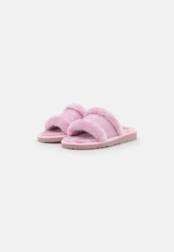 Even&Odd Disney Mickey Mouse - Chaussons - Pink -Even-Odd Boutique 70691abfacf543a3b97f789a256882e6