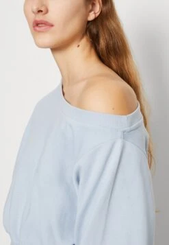 Even&Odd Sweatshirt - Blue 13 Even&Odd Sweatshirt - Blue -Even-Odd Boutique 7768f56143454b78bef794bc02bcb97f