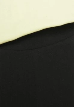 Even&Odd Set - Short - Black -Even-Odd Boutique 791824209d574af49cf6a7add1f77a33