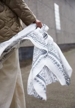 Even&Odd Écharpe - Black/White -Even-Odd Boutique 796266b8111c4622955d7beb0c2c988a