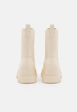 Bottes - Beige -Even-Odd Boutique 7b9cb2e856ed41cb9beff292a6867a97