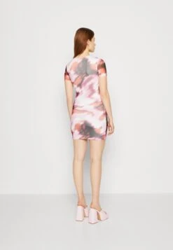 Even&Odd Robe De Jour - Pink -Even-Odd Boutique 7f689975185948e7be167b8458dcdf52