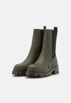 Even&Odd Bottines À Plateau - Khaki 10 Even&Odd Bottines À Plateau - Khaki -Even-Odd Boutique 80fbe762a22f4582b32f7d20170067c7