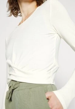 T-Shirt À Manches Longues - Beige -Even-Odd Boutique 891a75d137a24a17a36aa53db2d07850