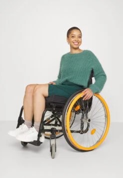 Even&Odd Jupe Crayon - Green -Even-Odd Boutique 8e3af055ddb043babb18031f2ec51d8a