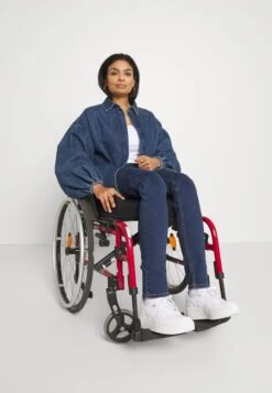 Even&Odd Jean Slim - Blue Denim 15 Even&Odd Jean Slim - Blue Denim -Even-Odd Boutique 8f92a45031b7469f9592efe5ecb17c52