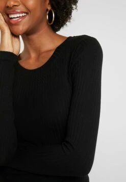 Basic Crew Neck Long Sleeves - T-Shirt À Manches Longues - Black -Even-Odd Boutique 8fa1be05beac46a88e011e460e057034