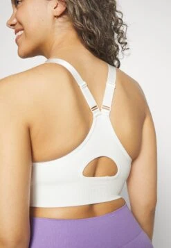 Brassières De Sport À Maintien Léger - White 11 Brassières De Sport À Maintien Léger - White -Even-Odd Boutique 94f9a46c0db046079b6396f28eff0f91