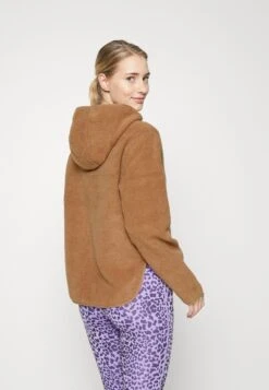 Veste Polaire - Light Brown -Even-Odd Boutique 9f78421cb48e444dba184121659098fe