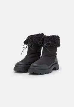 Winter Boot - Bottines - Black -Even-Odd Boutique a754a5f759304cfe8cb98dabd830d0a3