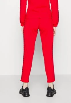 Survêtement - Red -Even-Odd Boutique ac752ccfac3f47f1a805c86b7c555d96