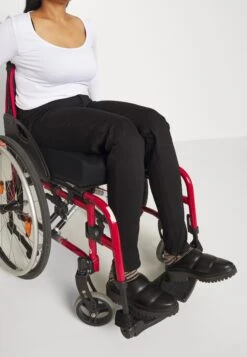 Even&Odd Jeans Skinny - Black Denim -Even-Odd Boutique acba86d850024bce9efd0f34850d81ed