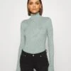 Even&Odd Pullover - Light Green -Even-Odd Boutique b7584607180e4edeb0dc450061dcb3c1