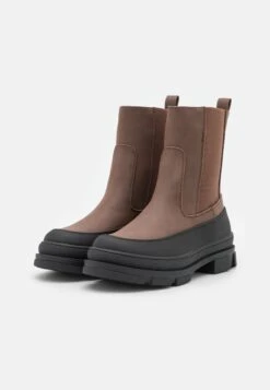 Bottines À Plateau - Dark Brown 10 Bottines À Plateau - Dark Brown -Even-Odd Boutique c0d322b17a1d4228a520765d0a0a873e