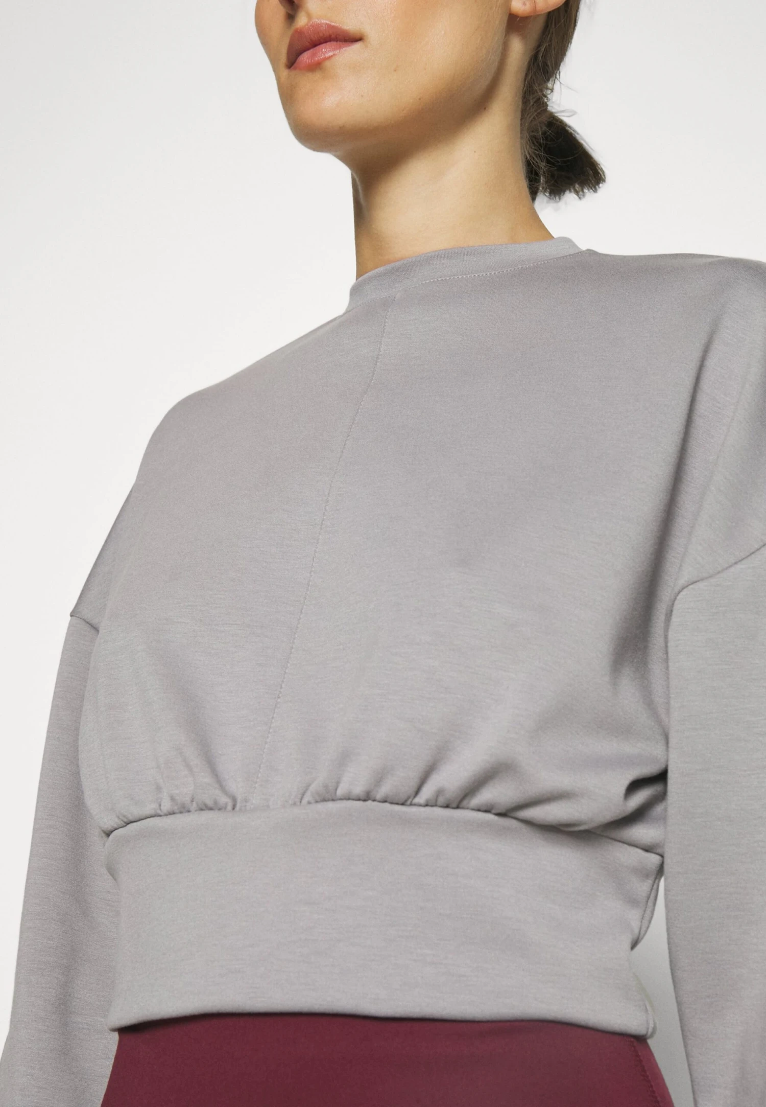 Sweatshirt - Grey 8 Sweatshirt - Grey – Image 6