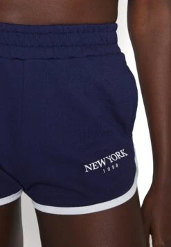 Even&Odd Survêtement - Dark Blue/White 19 Even&Odd Survêtement - Dark Blue/White -Even-Odd Boutique d050ee4c117a49809fa20f436e5b0843