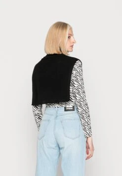 Even&Odd Cape - Black -Even-Odd Boutique d192a8b4770a4497adec6047a907f41a