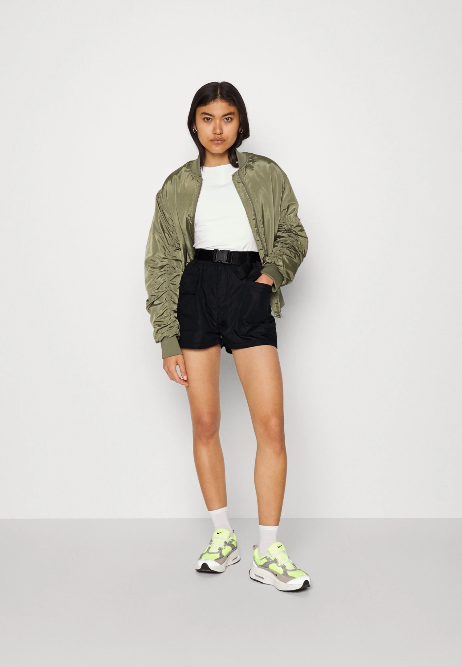 Even&Odd Short - Black 4 Even&Odd Short - Black â Image 2