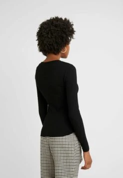 Basic Crew Neck Long Sleeves - T-Shirt À Manches Longues - Black -Even-Odd Boutique d8b89203fa7748a1a0e107efa4091485