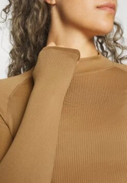 T-Shirt À Manches Longues - Light Brown -Even-Odd Boutique ed49317df0b8496cb56a63290cabe9ba