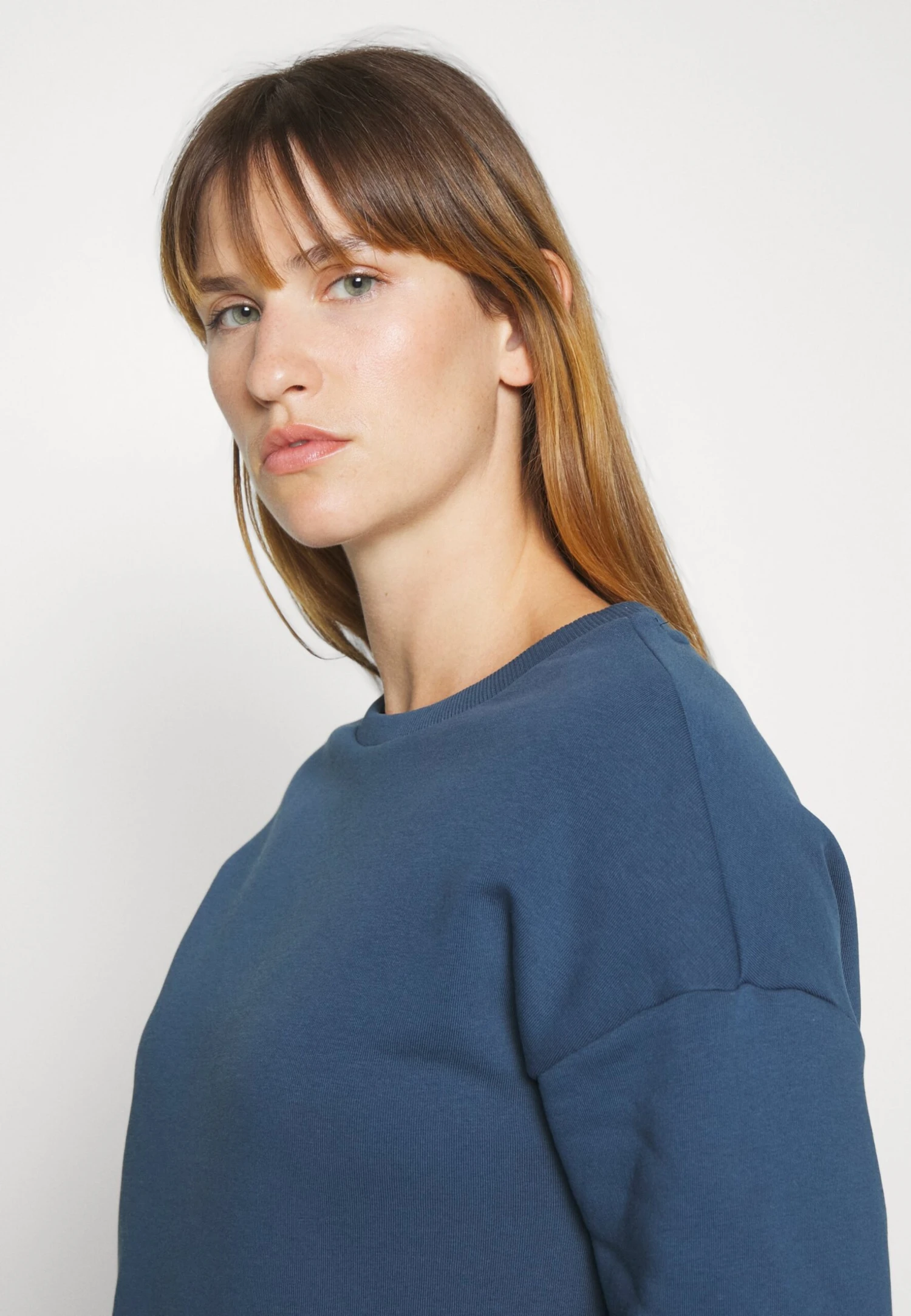 Sweatshirt - Dark Blue 6 Sweatshirt - Dark Blue – Image 4