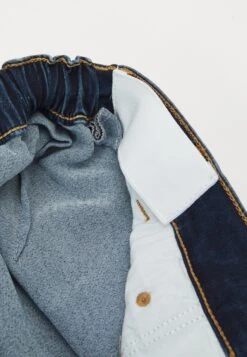 Even&Odd Jean Slim - Blue Denim 21 Even&Odd Jean Slim - Blue Denim -Even-Odd Boutique f793647c7b4243af9b005ee2525fdc0f