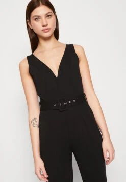 Even&Odd Going Out Low V Neck Flared Leg Belted - Combinaison - Black -Even-Odd Boutique f8427b06240c49ccaa2166959d756338