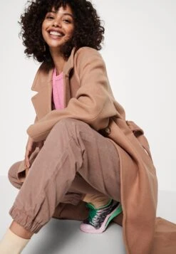 Even&Odd Manteau Classique - Camel -Even-Odd Boutique fd1b5f5a480e4c42a1d1ca2086a84636